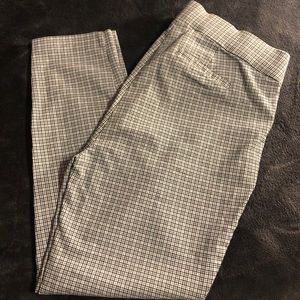 Jones NY black & white plaid print pants